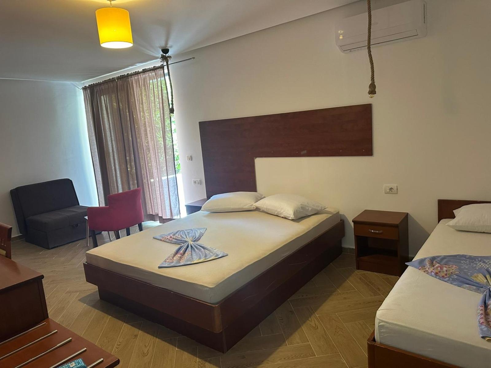 Apartments Prag Ulcinj Exterior photo