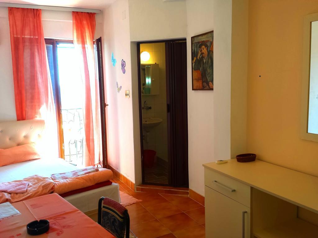 Apartments Prag Ulcinj Room photo