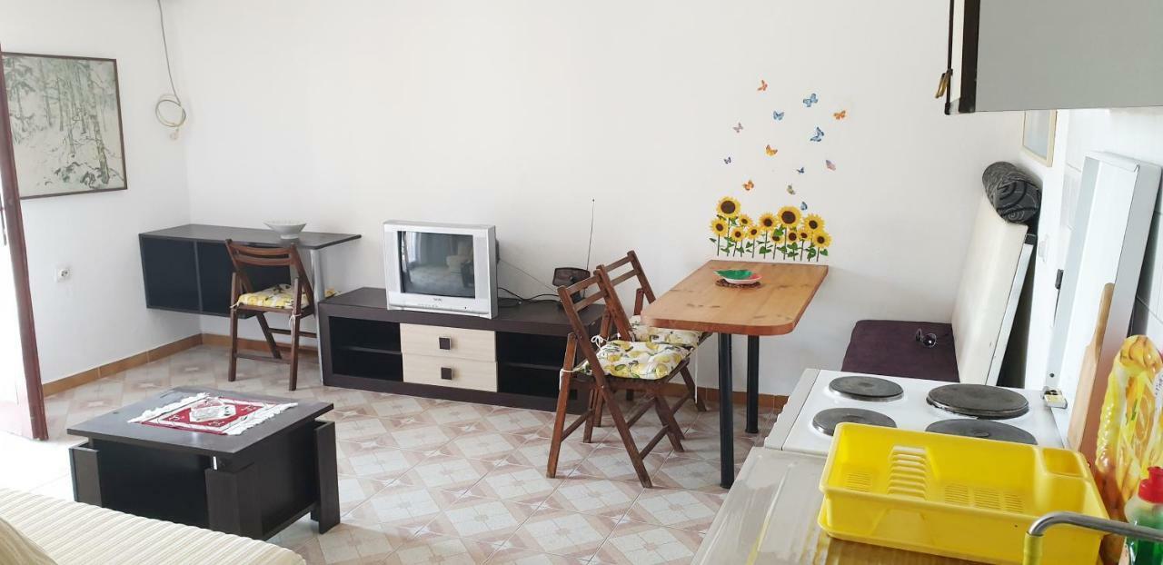 Apartments Prag Ulcinj Exterior photo