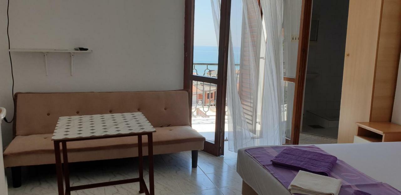 Apartments Prag Ulcinj Exterior photo