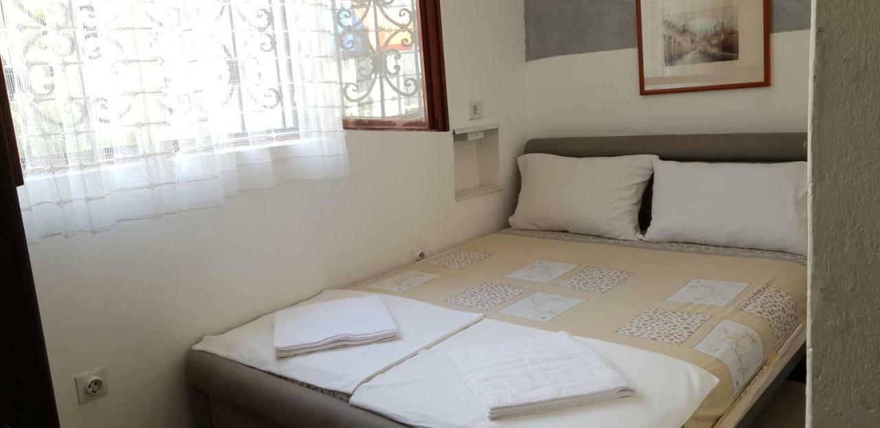 Apartments Prag Ulcinj Exterior photo